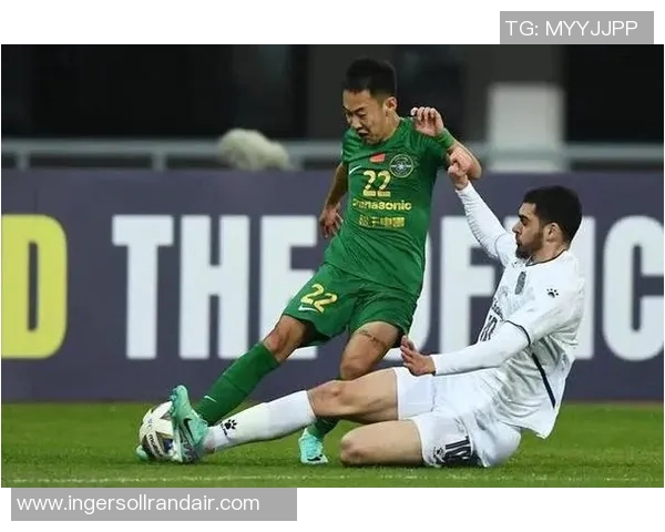 中国足球明星的奋斗历程与辉煌成就展现了中国足球的希望与未来